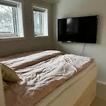 Feriehus Flott Enebolig, Med 3 Soverom Og 2 Bad, Med Kort Vei Til Sentrum Oslo