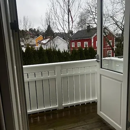 Flott Enebolig Med Kort Vei Til Sentrum 度假居 *